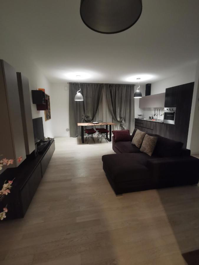 La Casa Di Greta Apartment Monza Ngoại thất bức ảnh